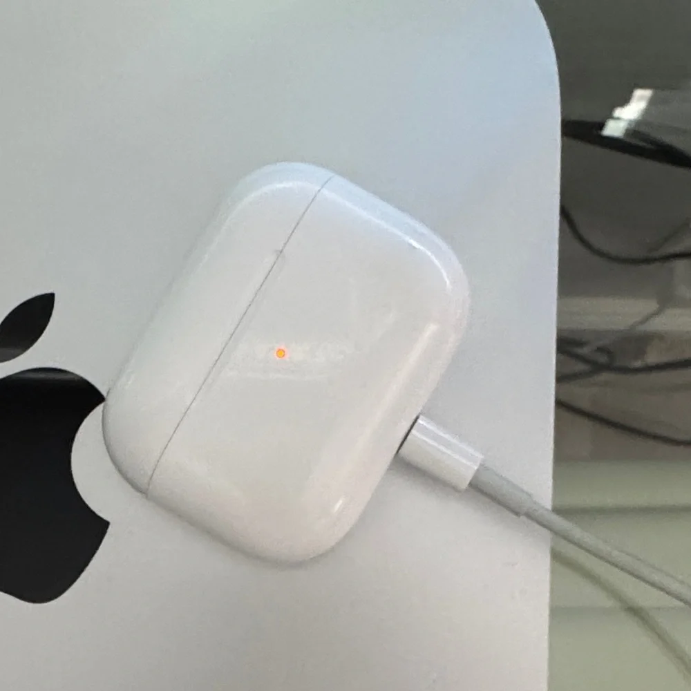 Apple 2nd Generation Air Pods Pro